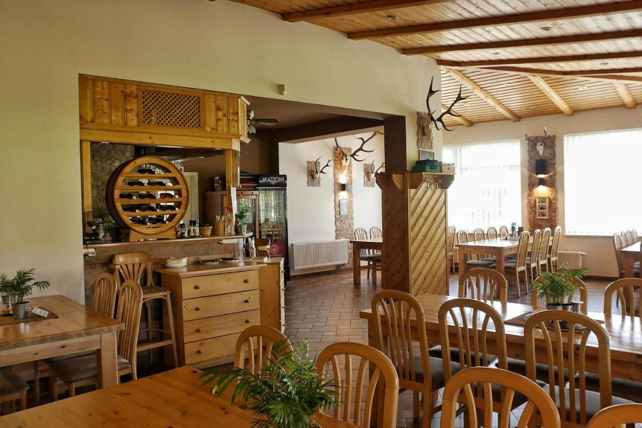 Penzion-Restaurant U Svabku Tachov  Exterior foto